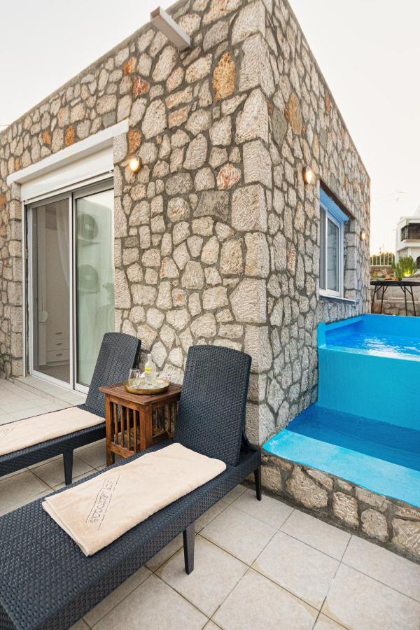 הוילה אפאנטו Chrysanthi'S Stone House מראה חיצוני תמונה